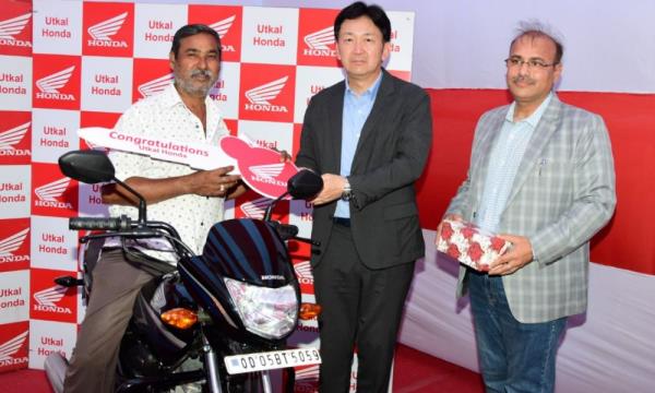 Ho<em></em>nda Shine 100 3 lakh sales 1