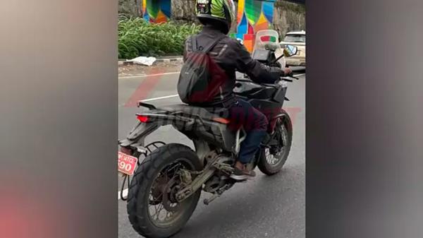 2025 KTM 390 Adventure Spy Shot 3