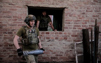 Preparations to fire 120mm mortar rounds towards Russian positions in Donetsk