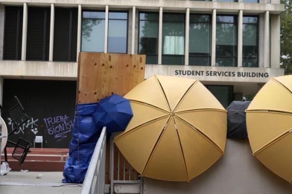 加州州立大学洛杉矶分校校长表示，在大楼被接管后，亲巴勒斯坦抗议者不再受欢迎