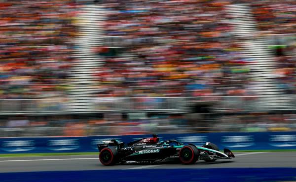 F1：乔治·拉塞尔击败维斯塔潘获得加拿大大奖赛杆位，尽管他们的成绩相同
