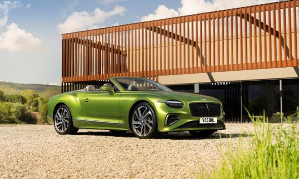 New Bentley Co<em></em>ntinental GT Speed GTC Speed Unveiled Drops W12 Engine For Hybrid V8 4