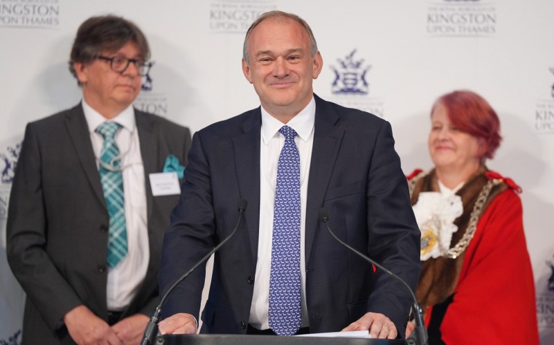 自由民主党最新消息：Ed Davey保留了Kingston和Surbiton