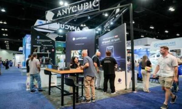 Anycubic在美国Rapid+TCT 2024上展示了两款最新的智能3D打印机