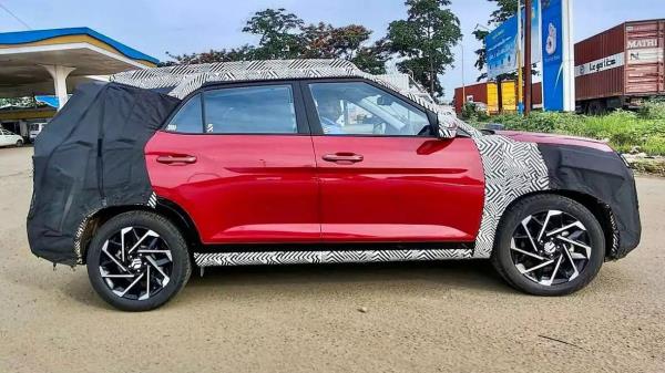 Hyundai Alcazar facelift test mule 2
