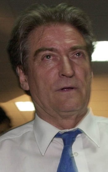 Democratic party and 'Unity for Victory' coalition leader Sali Berisha addresses the media while waiting for official results of the Albanian natio<em></em>nal parliamentary elections, in Tirana, Albania, on June 24, 2001