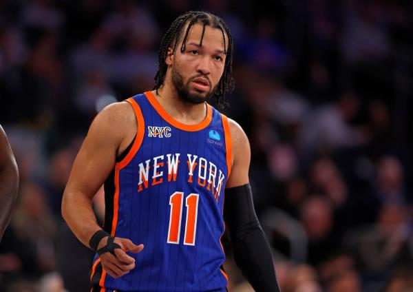 Jalen Brunson scored a game-high 34 points, but it wasn't enough in the Knicks' 116-102 loss to the Celtics.