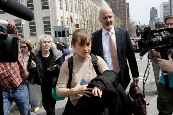 Allison Mack.