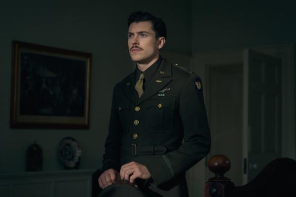 Nate Mann, who plays Major Robert Rosenthal, said he 