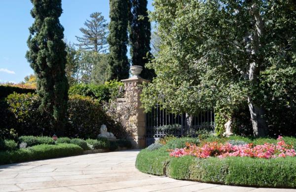 Prince Harry and Meghan Markle's Mo<em></em>ntecito home