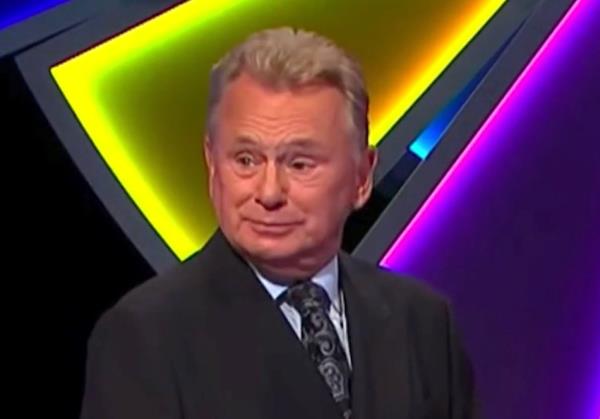 This latest snafu brings fans of the ico<em></em>nic show one step closer to the end of Sajak's, 77, reign as host. 