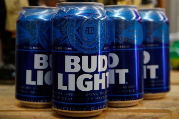 Bud light co<em></em>ntinues to support LGBTQ+ events despite sales falling. 