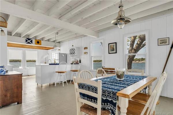mouse island listing enters contract