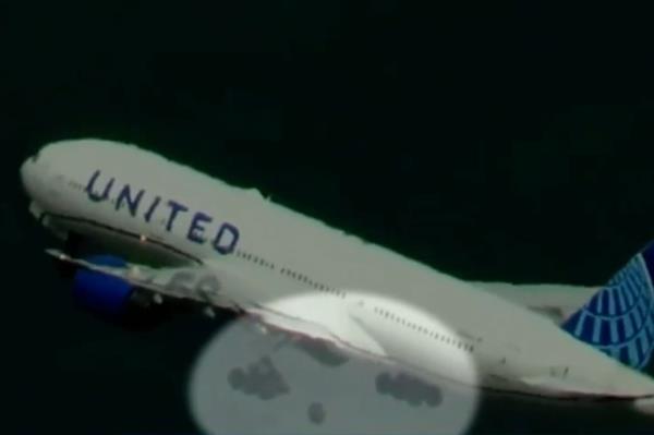 A tire fell out from a United Airlines aircraft shortly after a takeoff from San Francisco Internatio<em></em>nal Airport on its way to Japan.