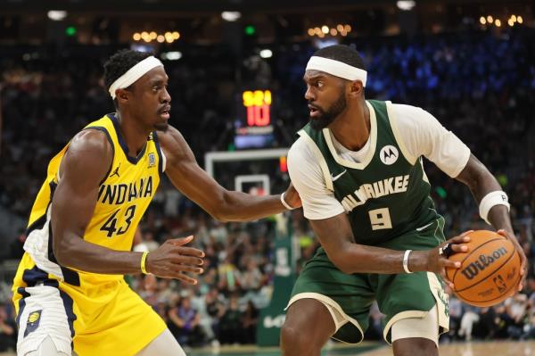 Bobby Portis scored 29 points in Game 5 to help the the Bucks from being eliminated.