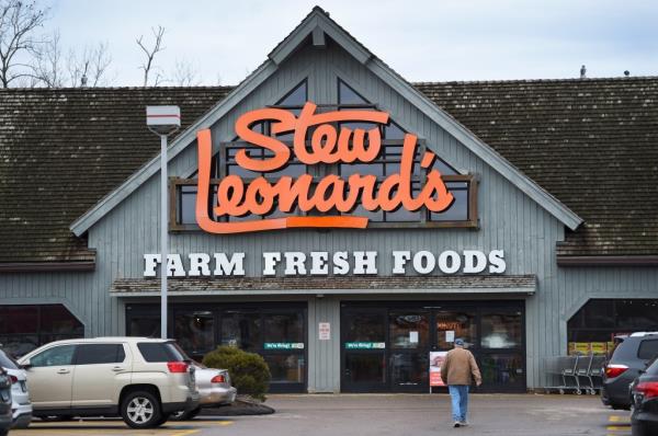 Stew Leonard’s made an urgent recall over eight chicken products. 