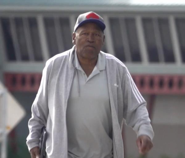 The football legend's failing gait could be potentially due to his 11-year career in the Natio<em></em>nal Football League which ended in 1979 after the running back was traded to the San Francisco 49ers following a knee injury in 1978. 