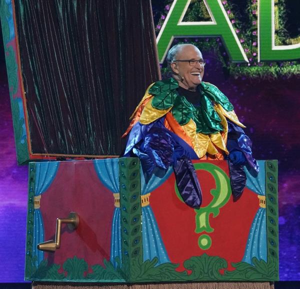 THE MASKED SINGER