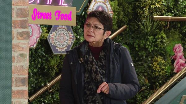 Yasmeen in Speed Daal in Corrie