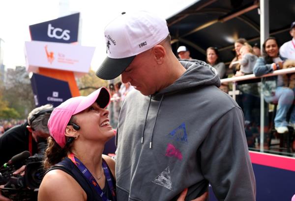 The former TV perso<em></em>nalities reportedly began their shocking affair while training for a half-marathon last year.