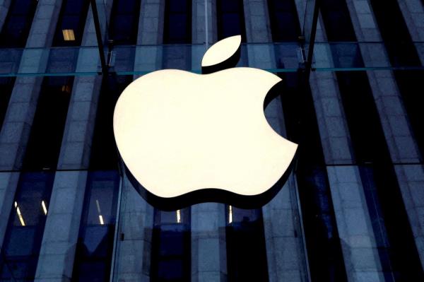 Apple logo hanging at the entrance of the 5th Avenue store in Manhattan, New York
