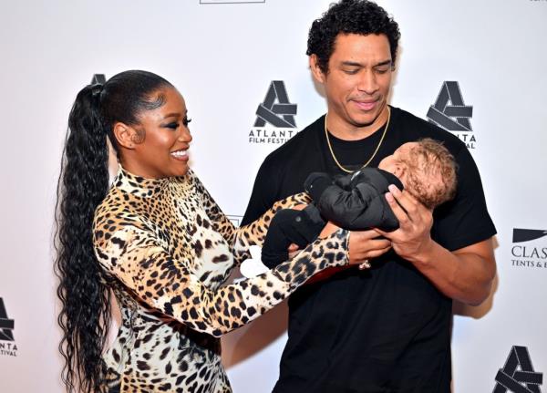 Palmer began dating Darius in 2021, with the couple welcoming son Leodis two years later in February 2023.