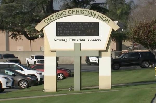 o<em></em>ntario Christian High School in California