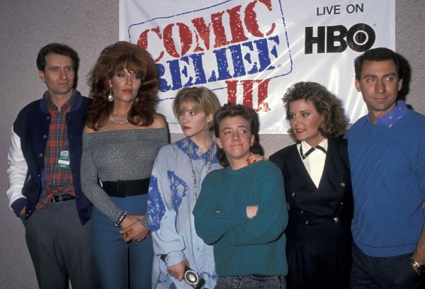  Ed O'Neill, actress Katey Sagal, actress Christina Applegate, actor David Faustino, actress Amanda Bearse and actor David Garrison in 1989. 