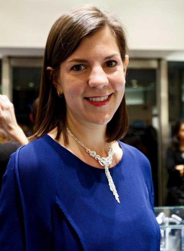 Charlotte Cowles, a financial advice columnist for New York Magazine, fell victim to a scam.