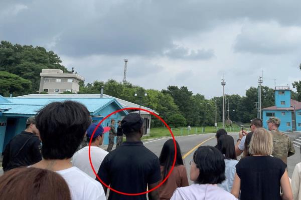 King on the tour group.
