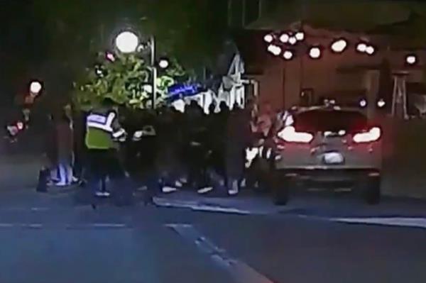 The car quickly lost co<em></em>ntrol and plowed into a group of people, injuring six. 