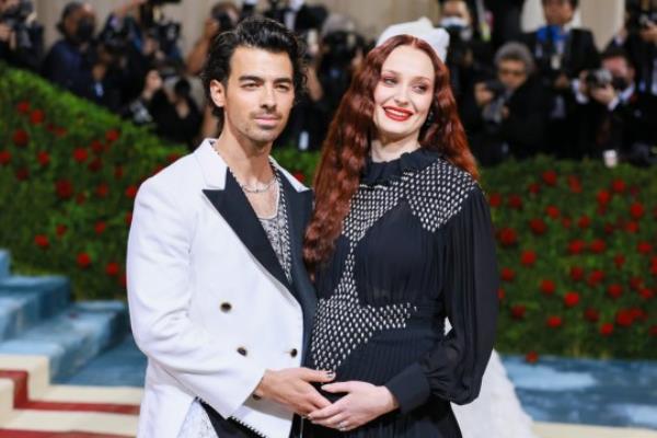 Joe Jonas, Sophie Turner. 