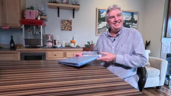 The book of memories belo<em></em>nged to Allen Latuska.