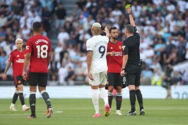 Tottenham Hotspur v Manchester United - Premier League