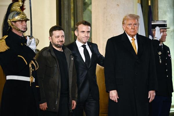 Zelensky, Macron and Trump met in Paris ahead of Notre Dame's reopening ceremony.