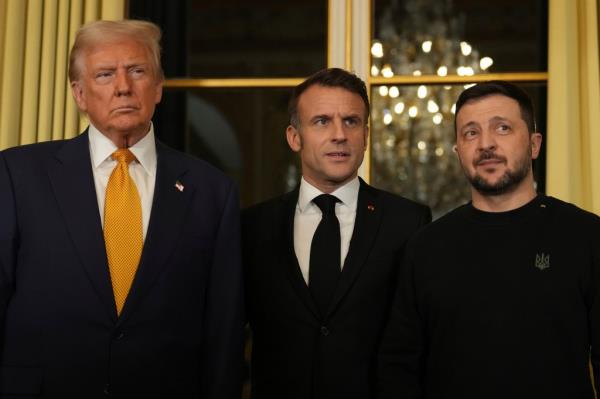 Trump, Macron and Zelensky at the Elysse Palace on Dec. 7, 2024.