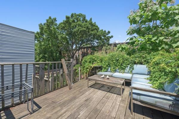 551 lexington avenue brooklyn