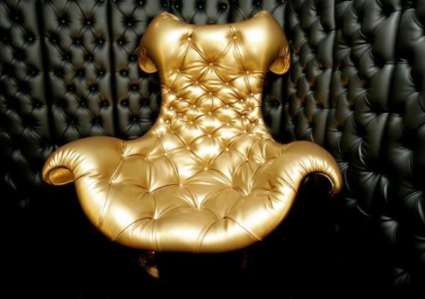 Another version of the chair.
