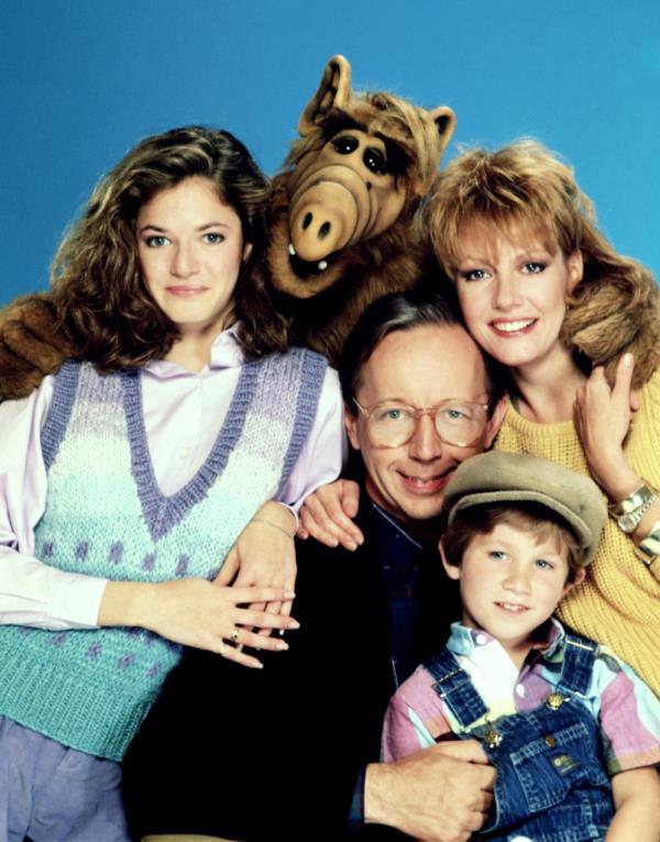 (Clockwise from left): Andrea Elson, Alf, Anne Schedeen, Max Wright, Benji Gregory, on 