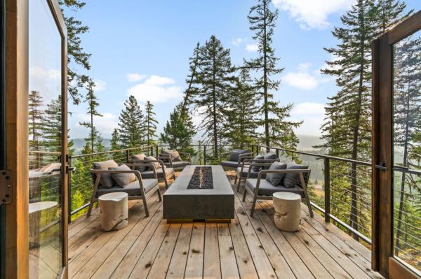The propane firepit