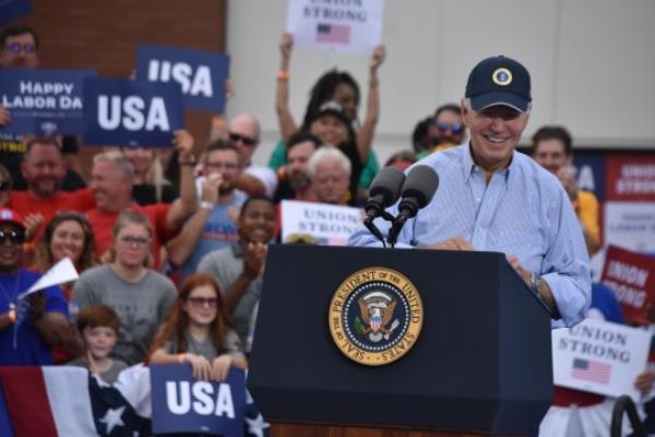 President Joe Biden delivers remarks celebrating Labor Day and ho<em></em>noring America's workers and unio<em></em>ns at the Annual Tri-State Labor Day Parade in Philadelphia, Pennsylvania 