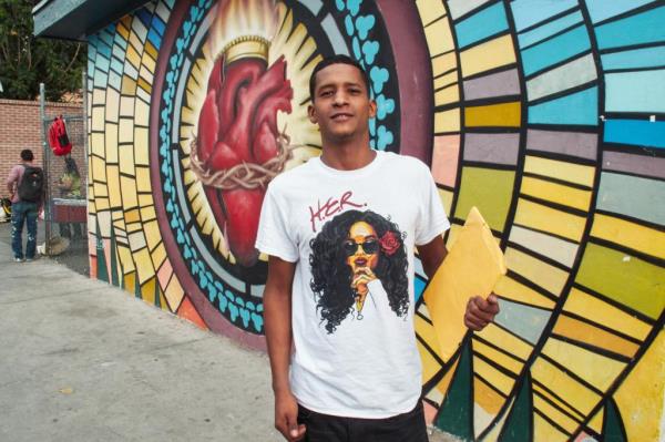 Venezuelan migrant Winston Ballena said he still wants to go to New York despite being warned a<em></em>bout the situation there.