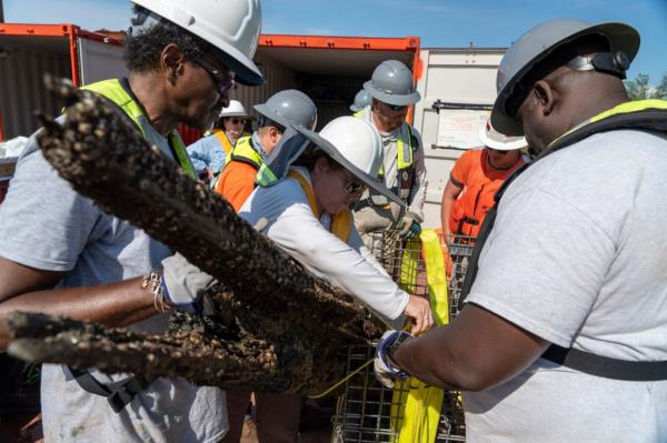 Instead of an excavation, the report recommended a plan that would preserve the structure underneath the water by installing large pillars around the ship to protect it from other ships and vessels.