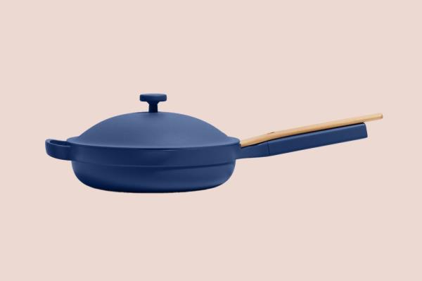 Blue pan with a lid