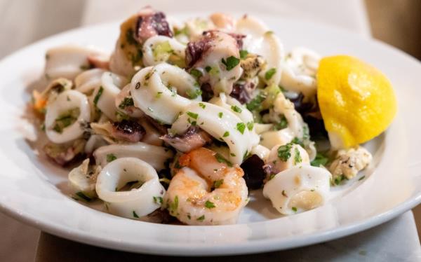 frutta di mare salad