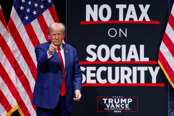 Former U.S. President Do<em></em>nald Trump, the Republican presidential nominee, pointing at the camera during a campaign event in Asheville, North Carolina, August 14, 2024.