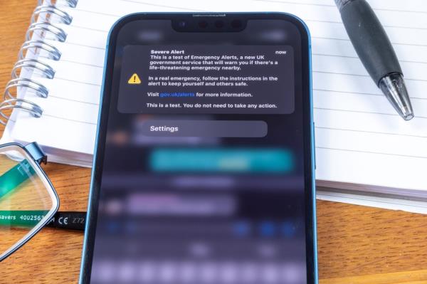 cell phone emergency a<em></em>lert