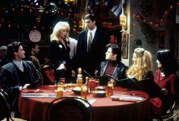 A scene in a restaurant from Season 1 of 