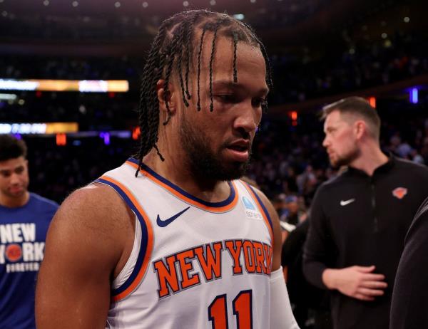 Jalen Brunson struggled in the Knicks' 108-104 opening-night loss to the Celtics.