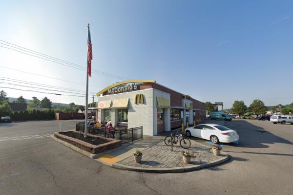 The McDo<em></em>nalds wher<em></em>e Mangione was arrested.